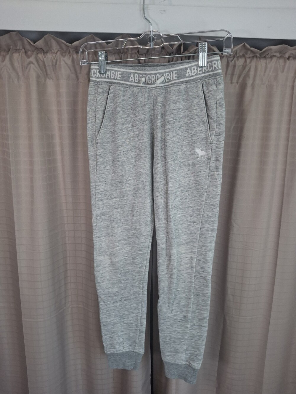 Abercrombie Kids Boys Joggers Light Gray Pockets Drawstring Size 9/10